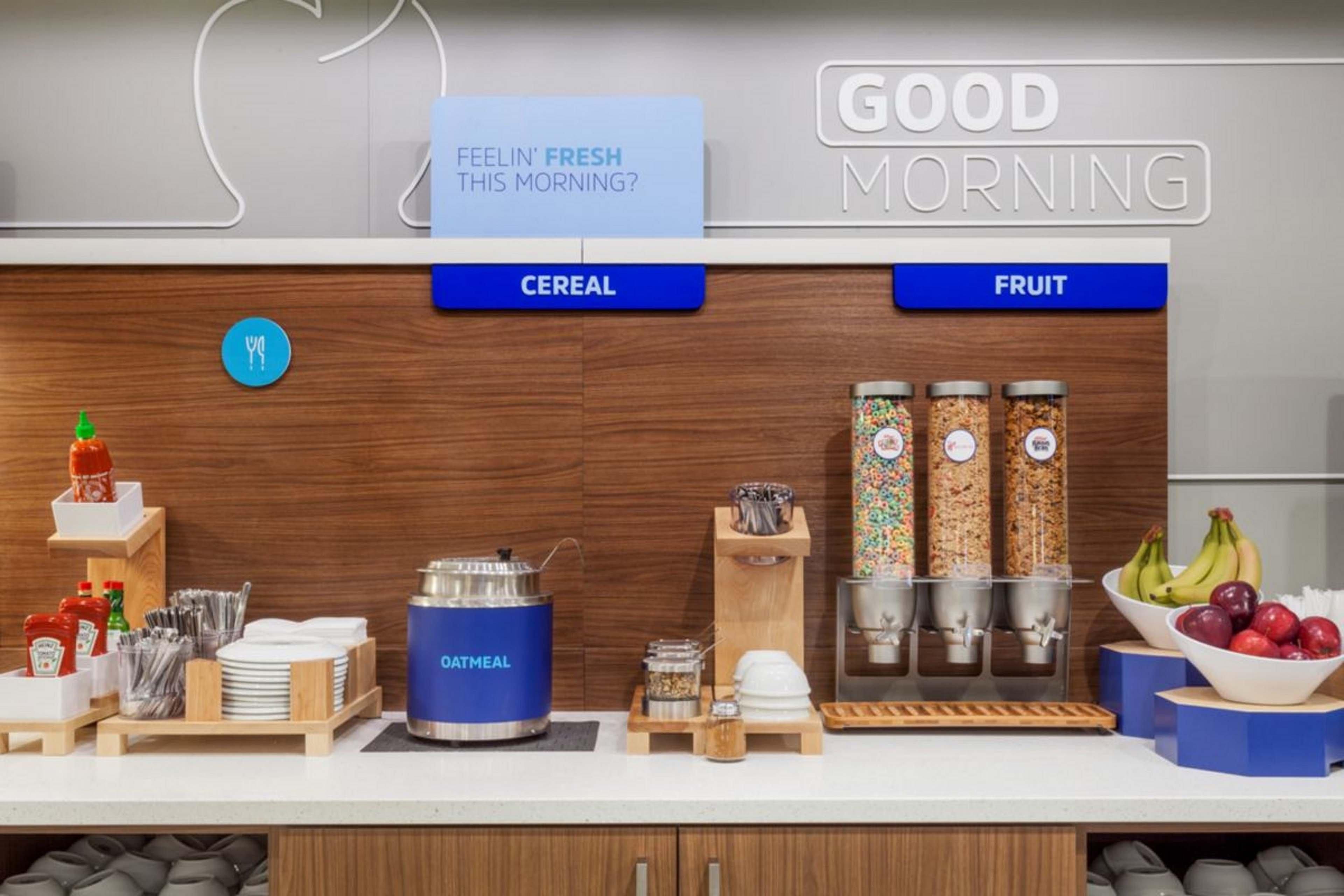 Holiday Inn Express & Suites - Williston By Ihg Екстериор снимка