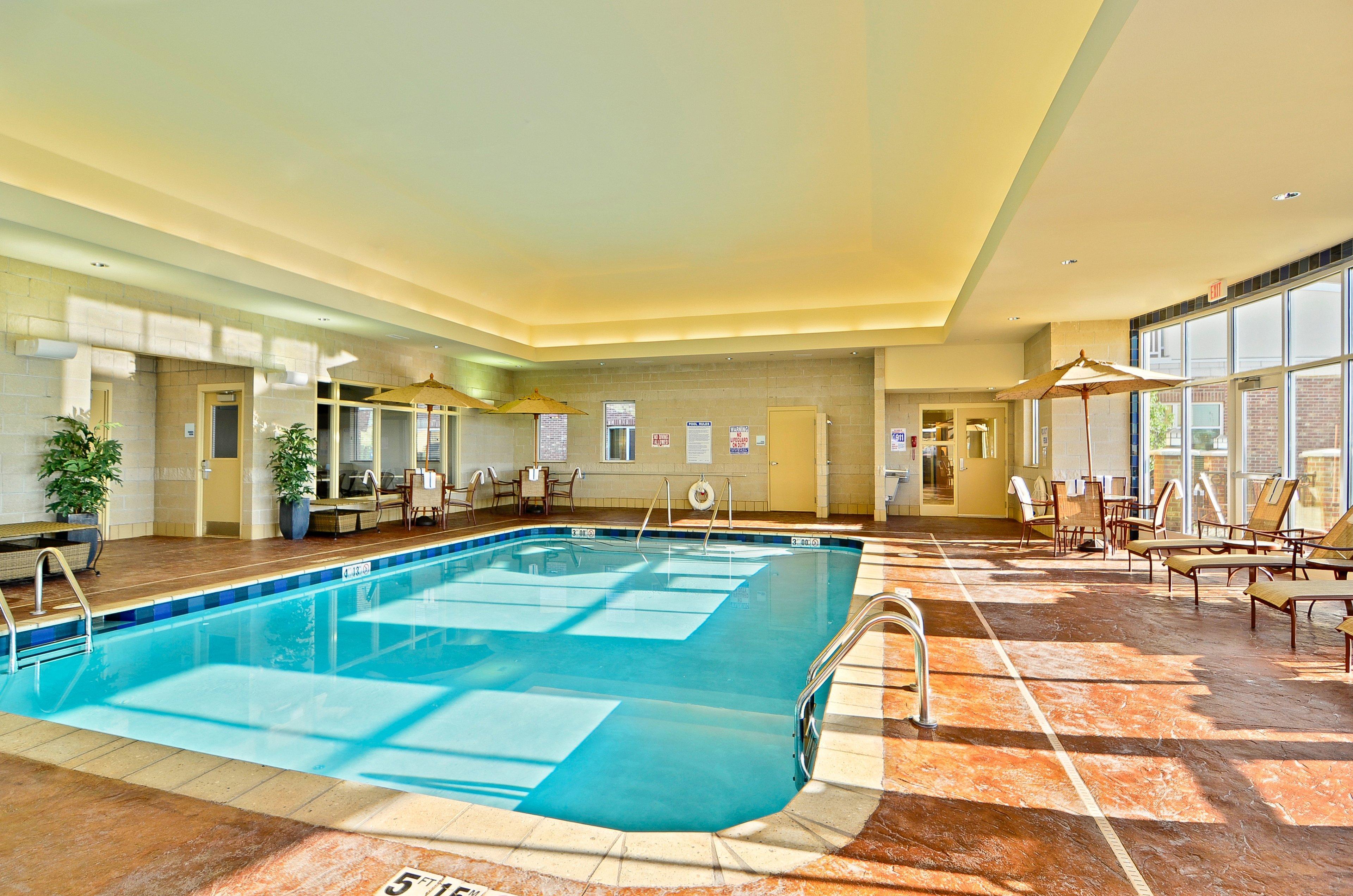 Holiday Inn Express & Suites - Williston By Ihg Екстериор снимка