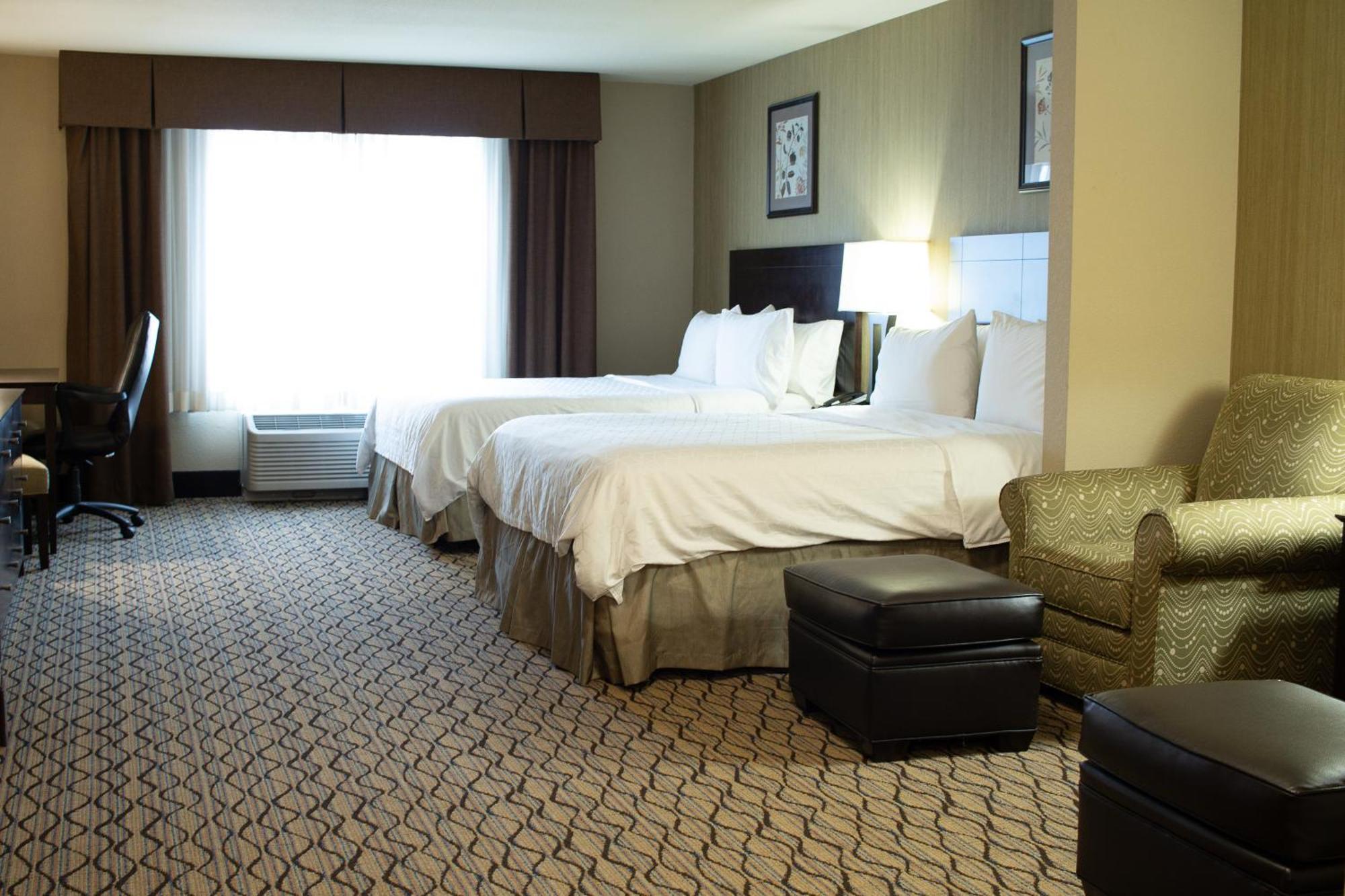 Holiday Inn Express & Suites - Williston By Ihg Екстериор снимка