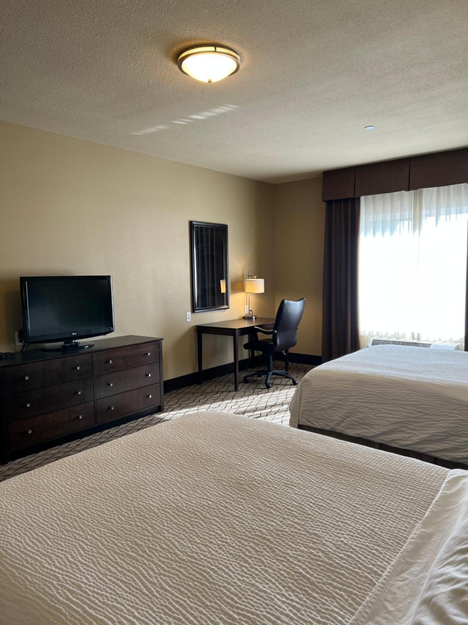 Holiday Inn Express & Suites - Williston By Ihg Екстериор снимка